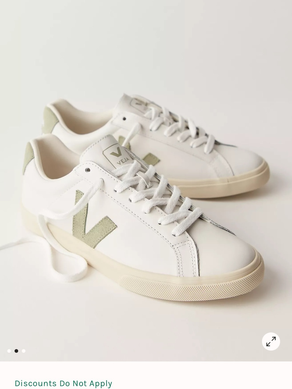 Veja Low-Top Sneakers in Off-White & Beige Suede size 38/7 EUC